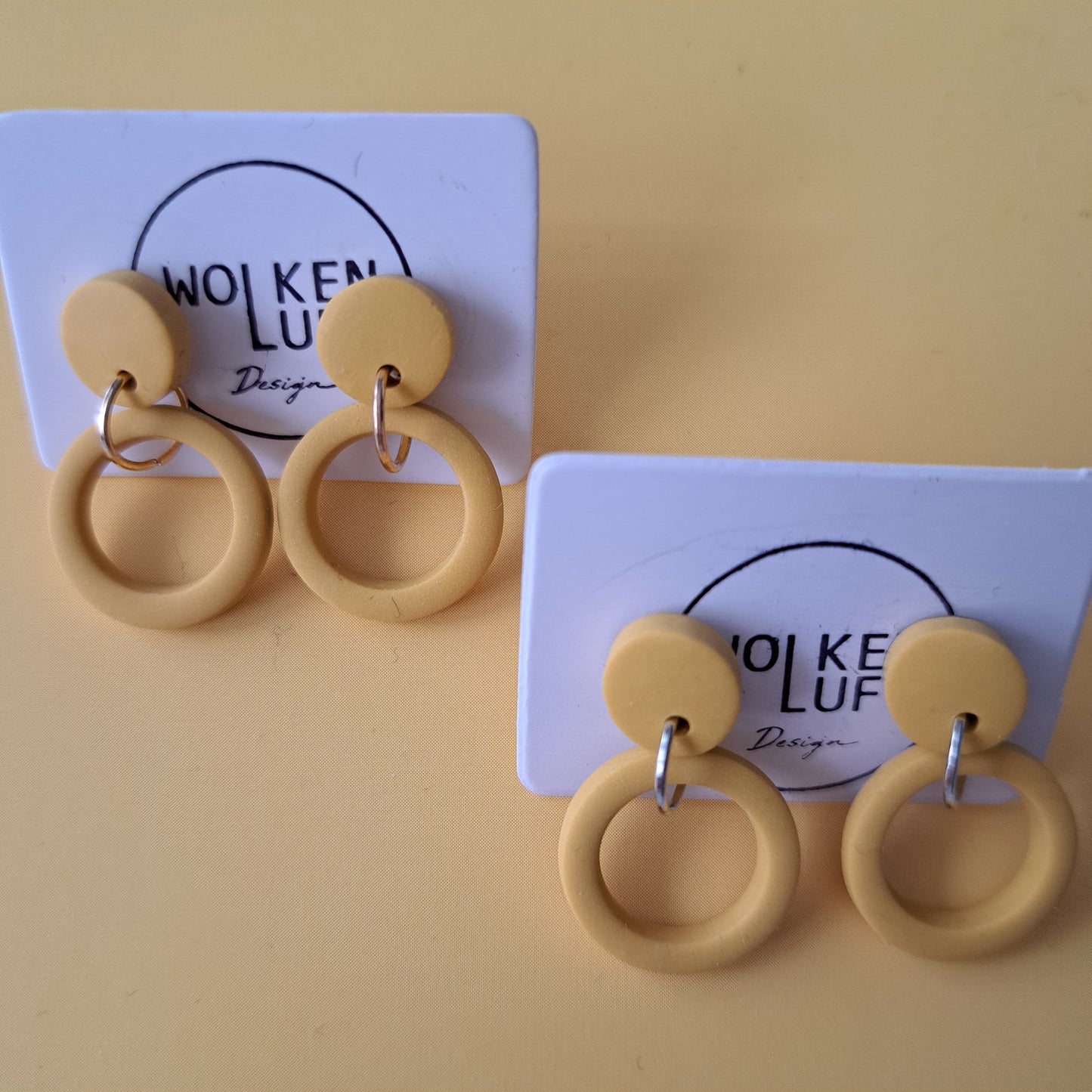 BILLY, kleine Statement-Ohrhänger, Sonnengelb oder Senfgelb oder Buttergelb/Gold oder Silber
