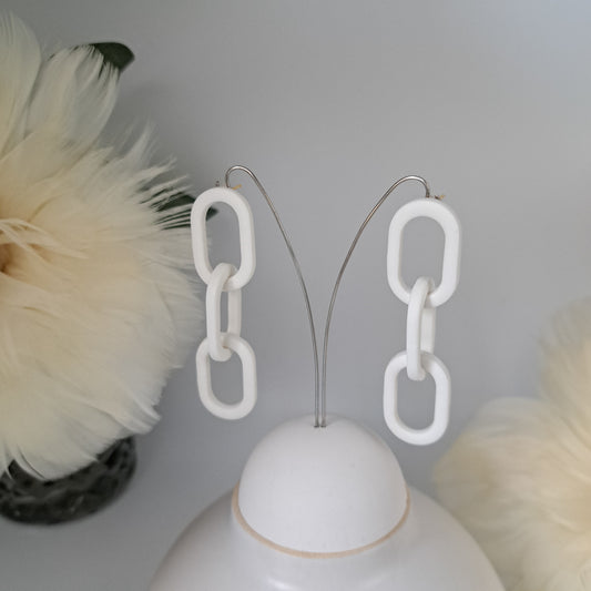 CHAIN ​​statement earrings, white